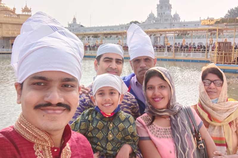 Lele & Yogi Family